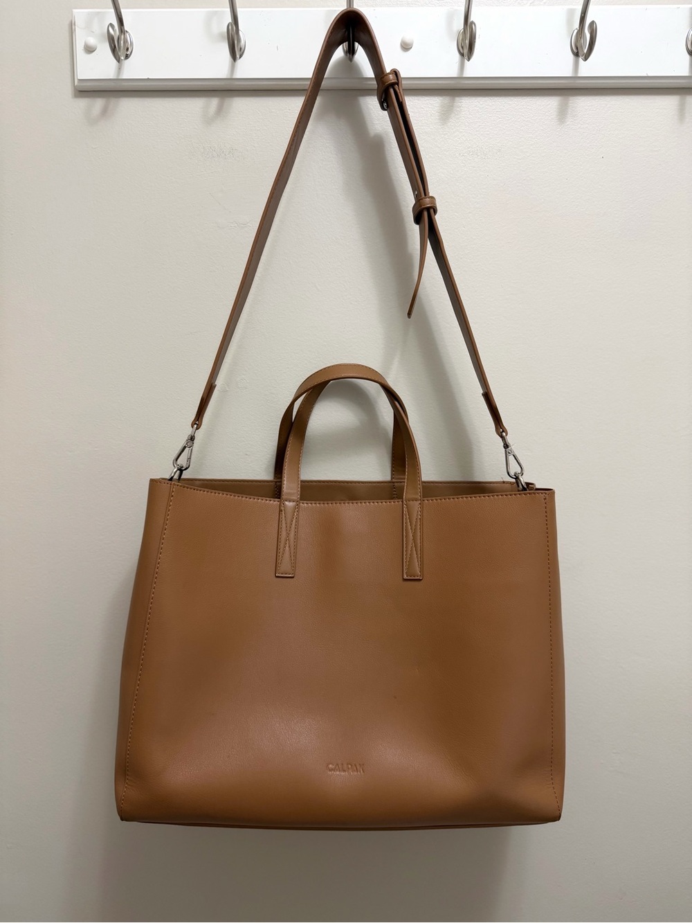 Calpak Haven 16” Laptop Tote Travel Bag Detachable Strap in Toffee - Picture 5 of 16